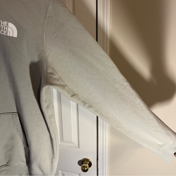 North Face Box Hoodie - Picture 4 of 5